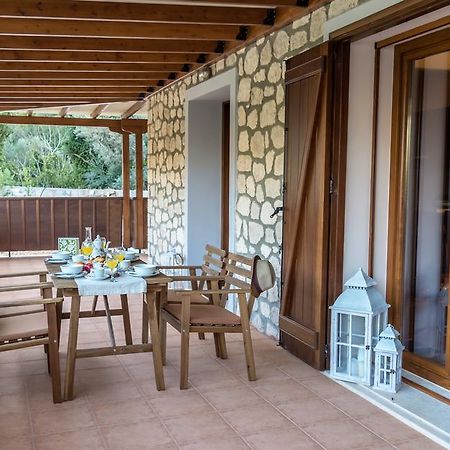 Aletro Villa อาโยส นิกีตัส ภายนอก รูปภาพ