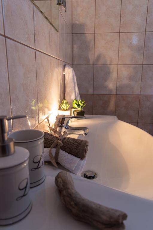 Aletro Villa อาโยส นิกีตัส ภายนอก รูปภาพ