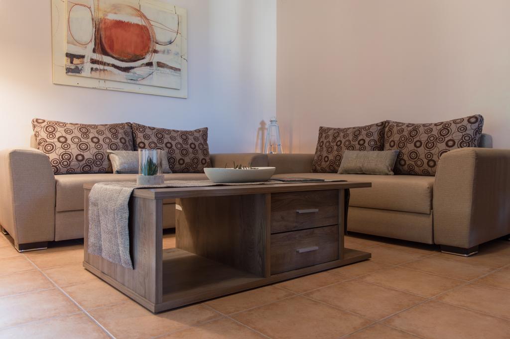 Aletro Villa อาโยส นิกีตัส ภายนอก รูปภาพ